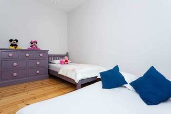 Room 5 of 23