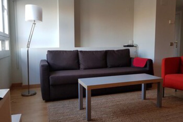 Room 14 of 28