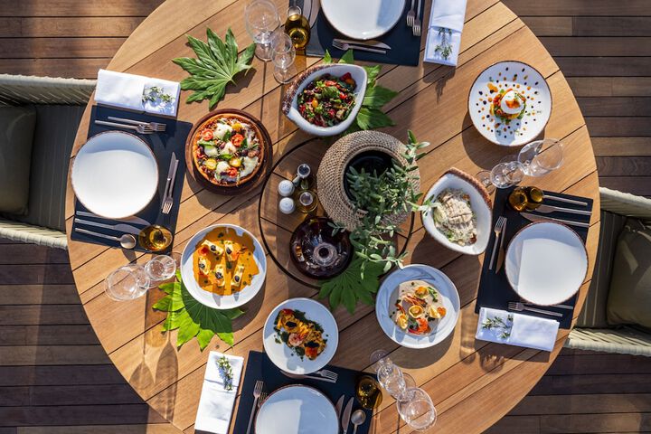 Breakfast/Coffee Service 126 of 205