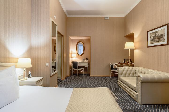 Room 20 of 71