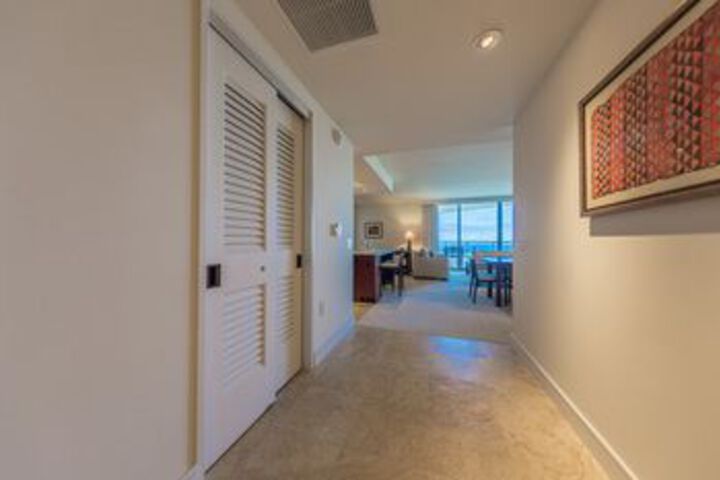 Room 63 of 232