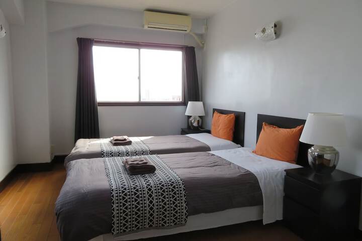 Room 15 of 68