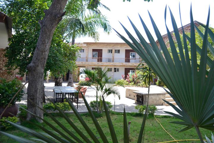 Hotel Exterior 109 of 146