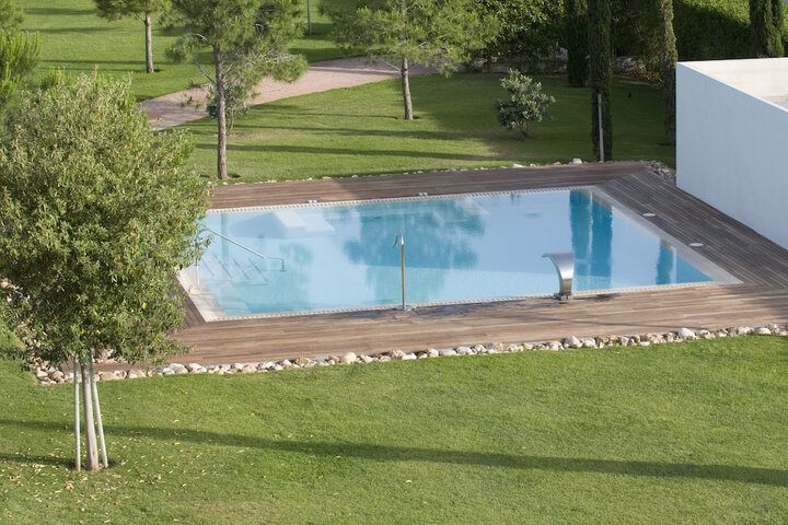 Pool Hotel