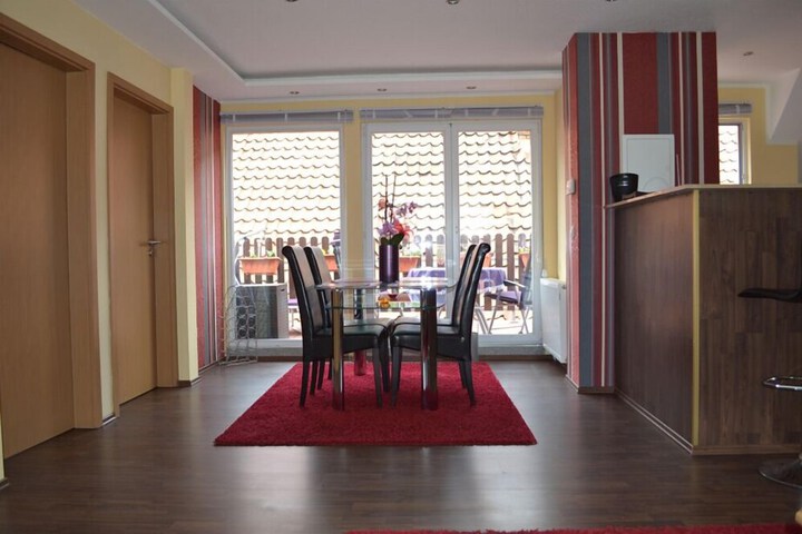 Room 9 of 20