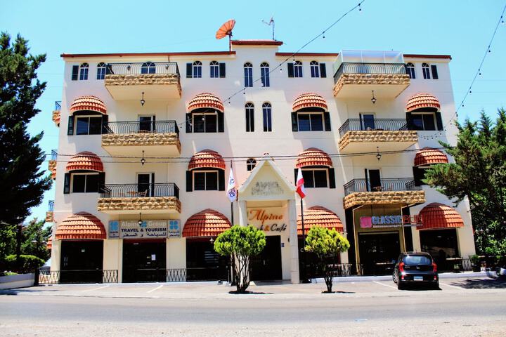 Hotel 13 of 14