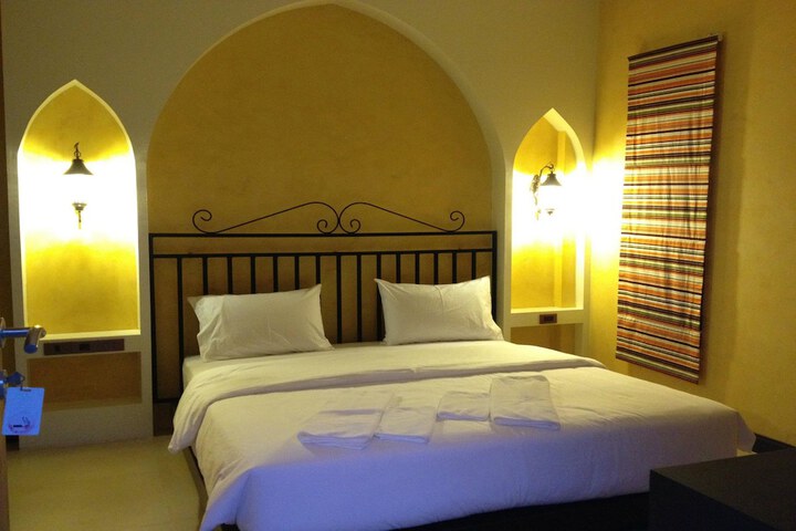 Room 7 of 22