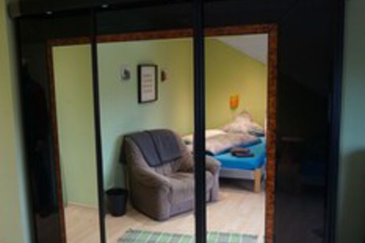 Room 87 of 121