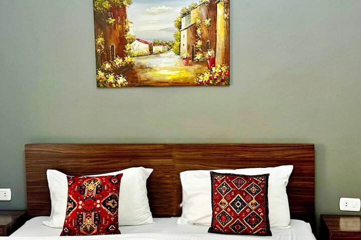 Room 40 of 114