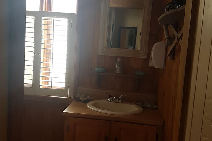Clean Restrooms