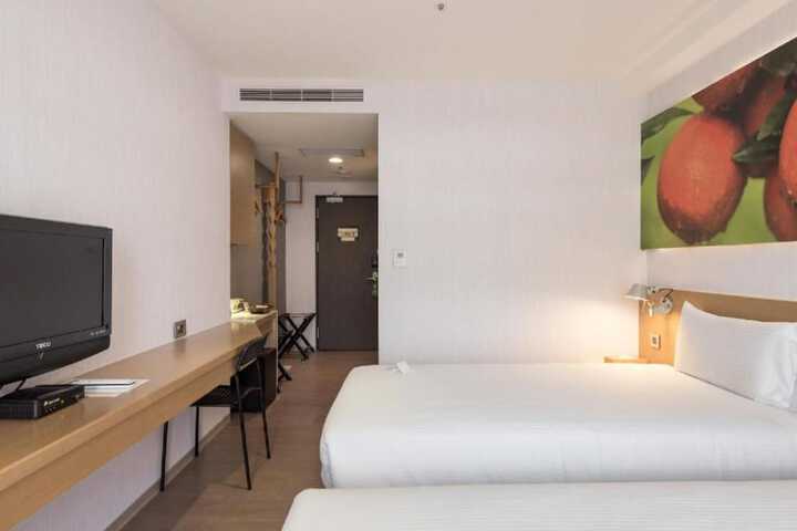 Room 20 of 56