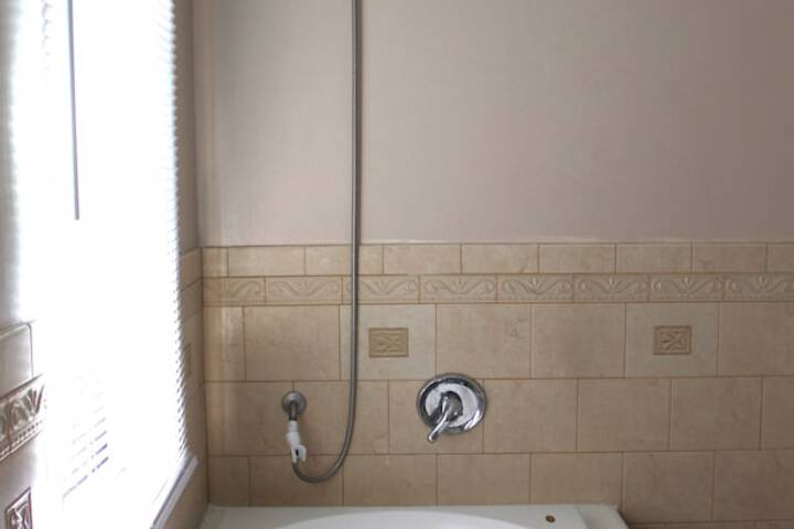 Room 54 of 90