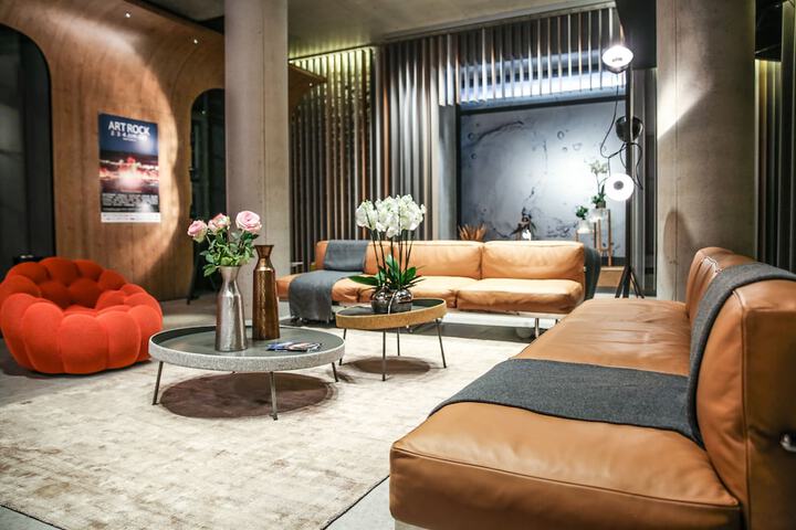 Lobby Photos
