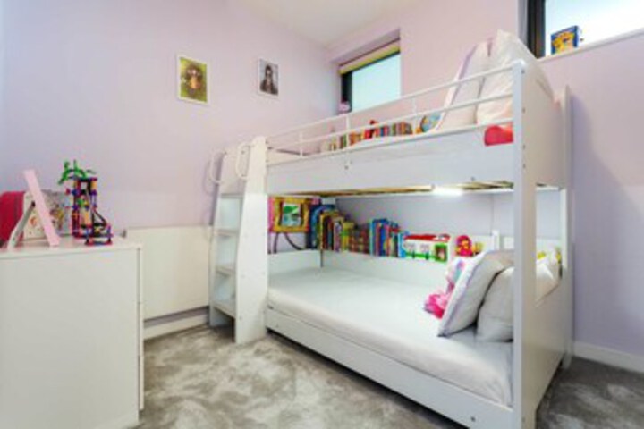 Room 15 of 15