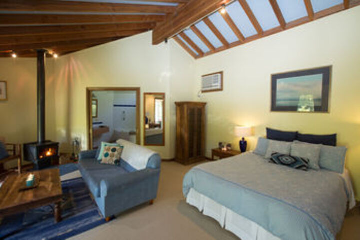 Room 42 of 108