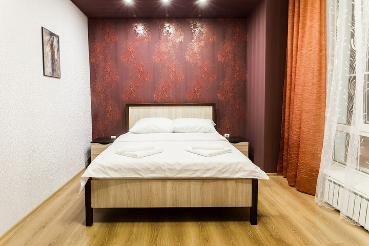 Room 12 of 37