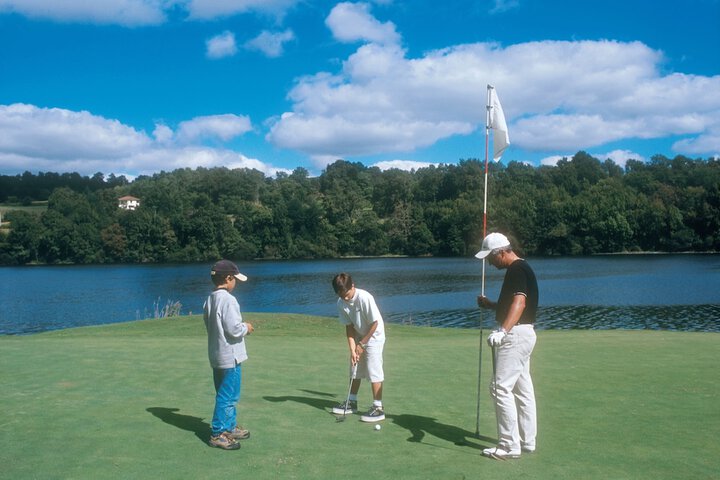 Golf 34 of 47