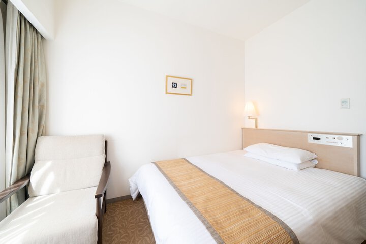 Room 13 of 91