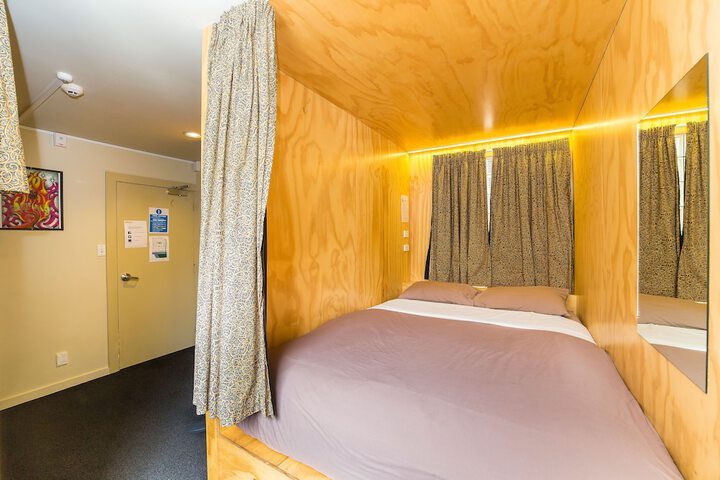 Room 7 of 52