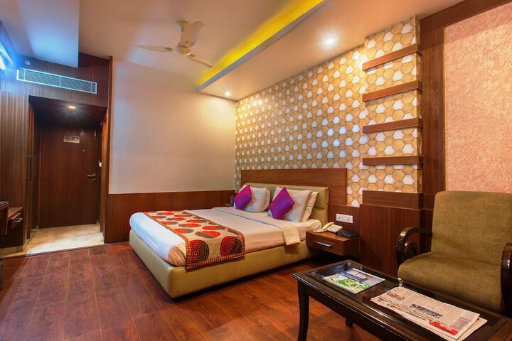 Room 44 of 90