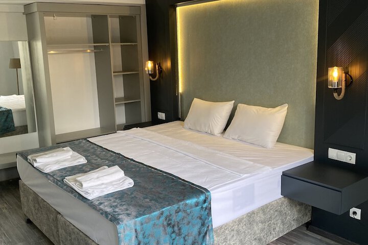 Room 7 of 58