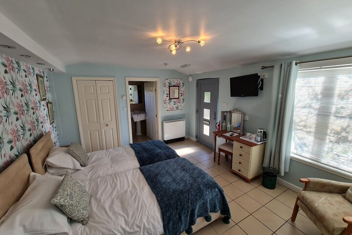 Room 54 of 96
