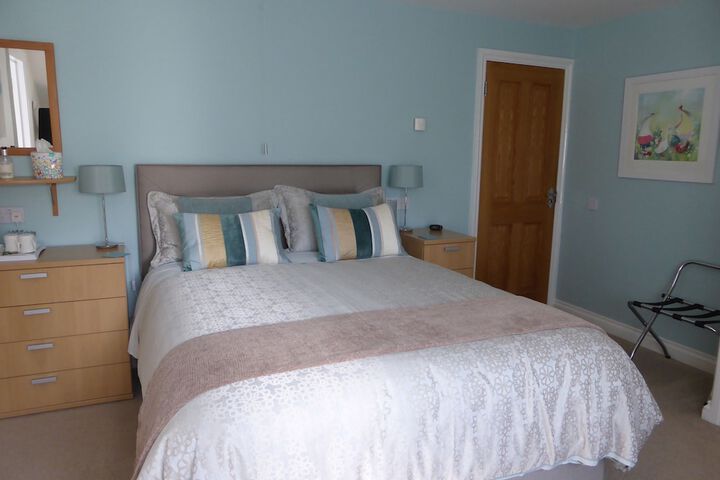 Room 3 of 43