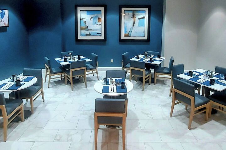 Breakfast/Coffee Service 88 of 122