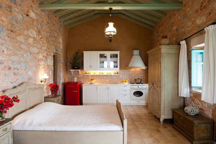 Room 10 of 73