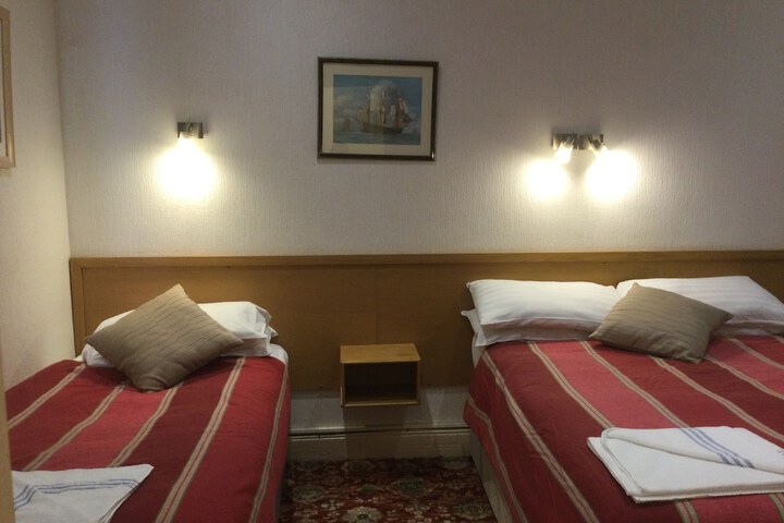 Room 75 of 170