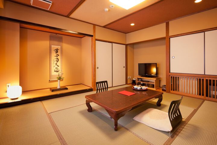 Room 7 of 70