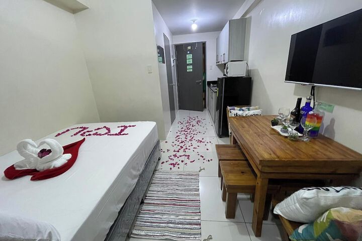 Room 76 of 216