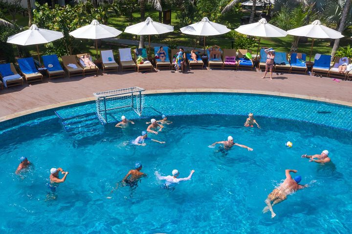 Pools & Facilities
