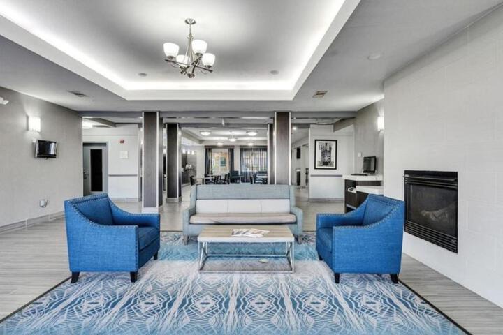 Hotel Interior 9 of 18