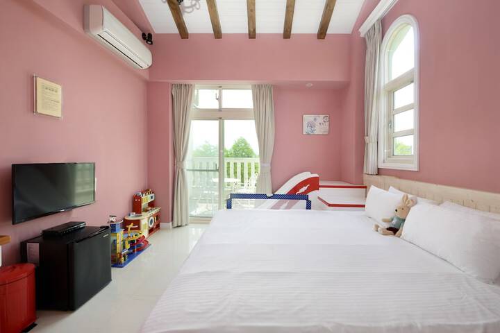 Room 15 of 55