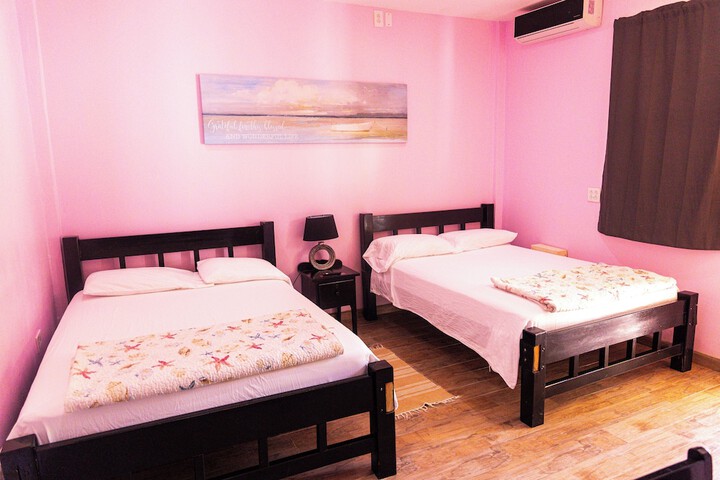 Room 5 of 18