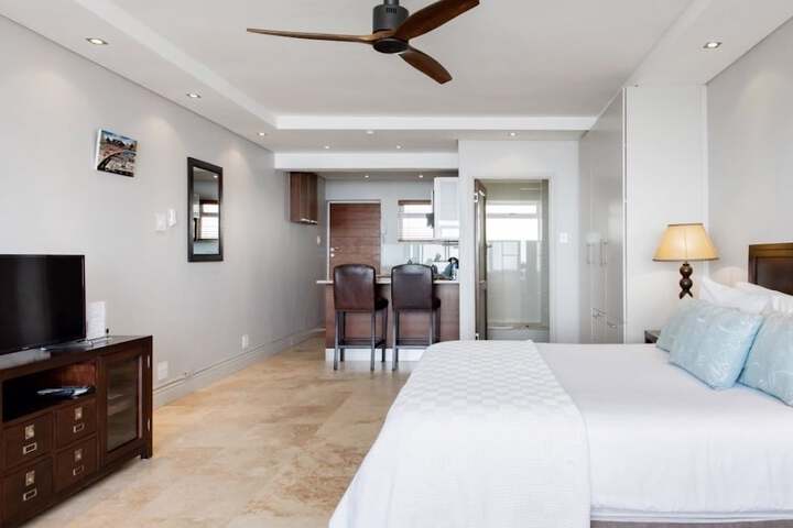 Room 2 of 22