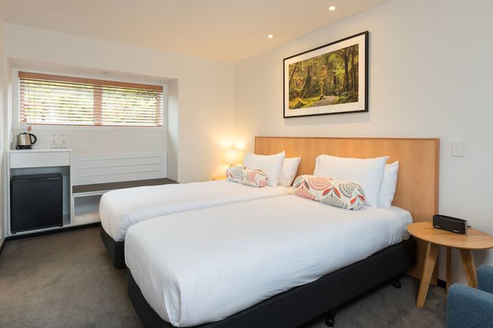 Room 5 of 21