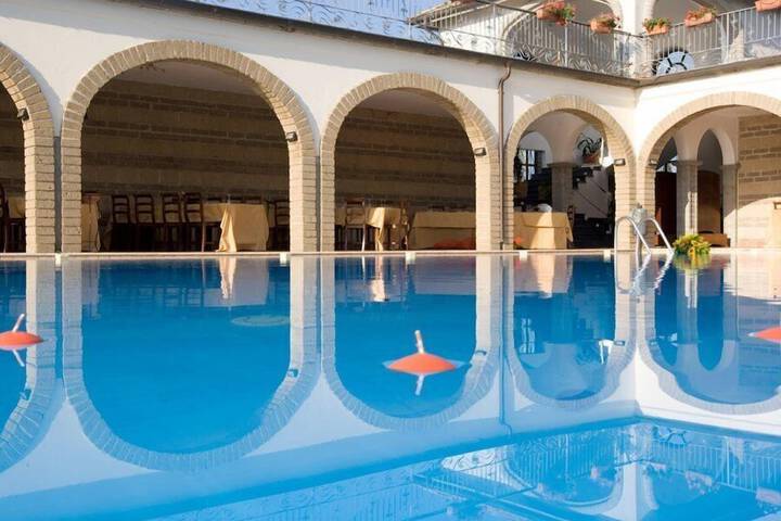 Pool 22 of 50