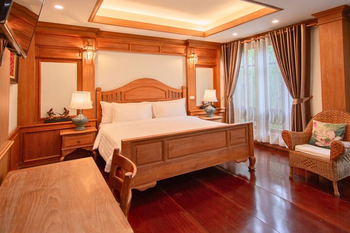 Room 7 of 30
