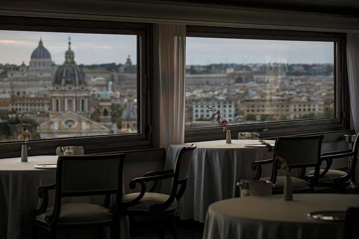 Dining 73 of 114