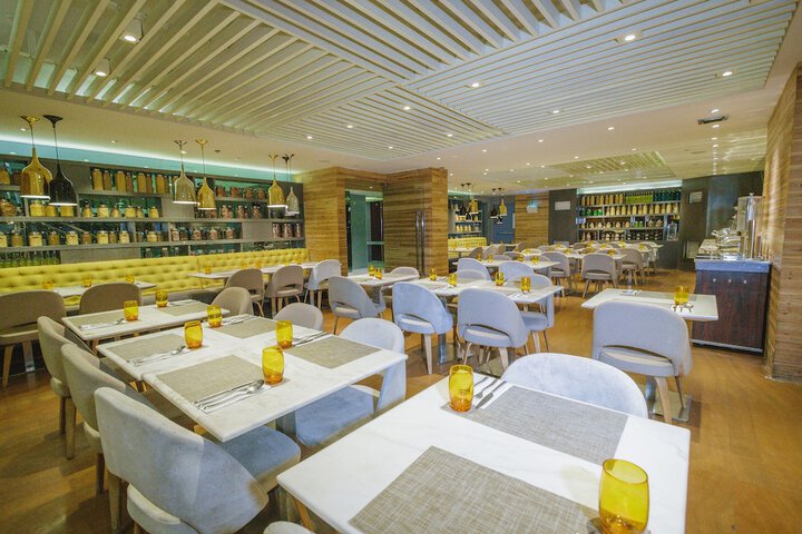 Dining Photos