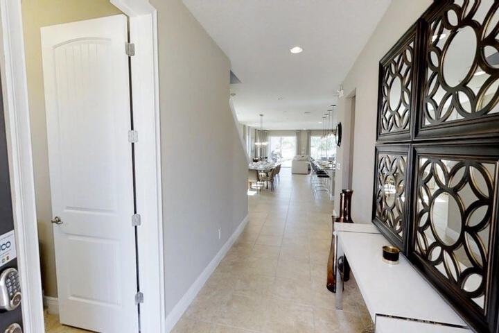 Ballroom/Hall 210 of 225