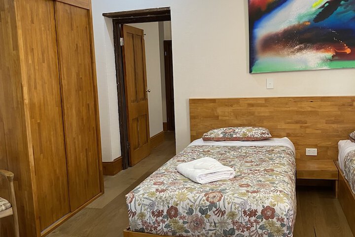 Room 20 of 121
