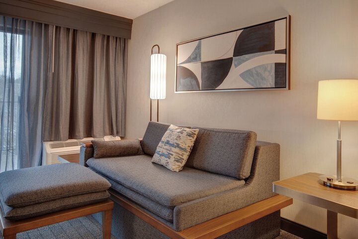 Room 6 of 57