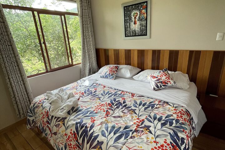 Room 14 of 90