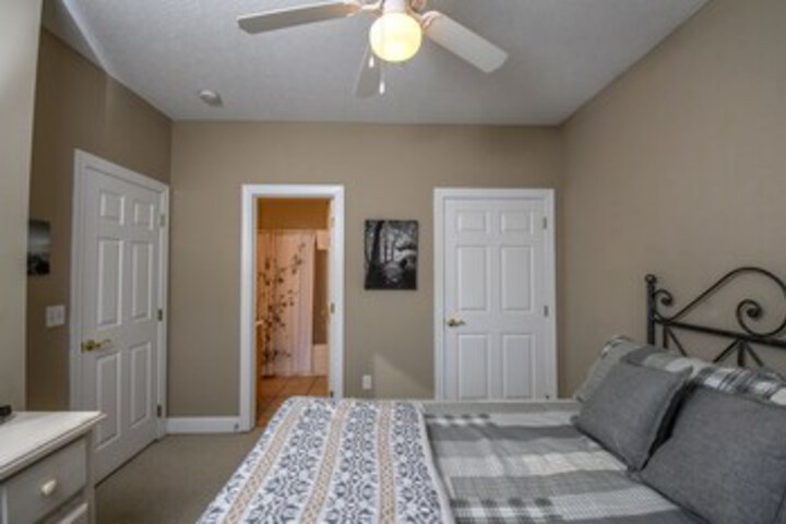 Room 28 of 31