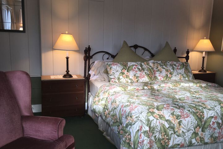 Room 59 of 148
