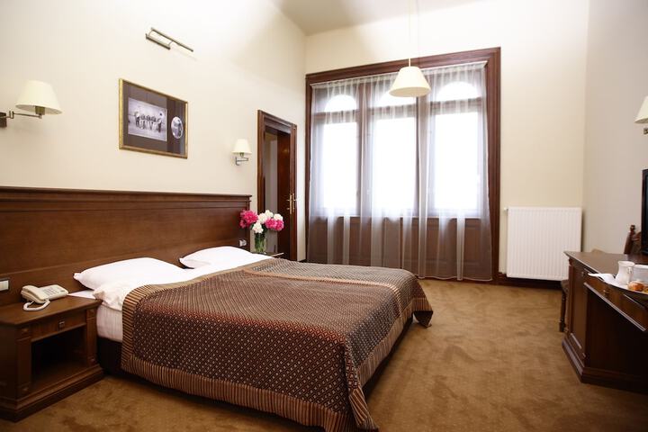 Room 20 of 50