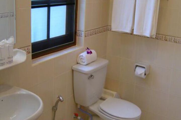 Photo 5